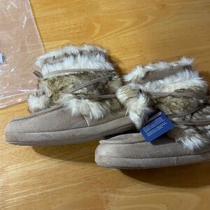Cozy Tan Faux Fur Women's Shoes
